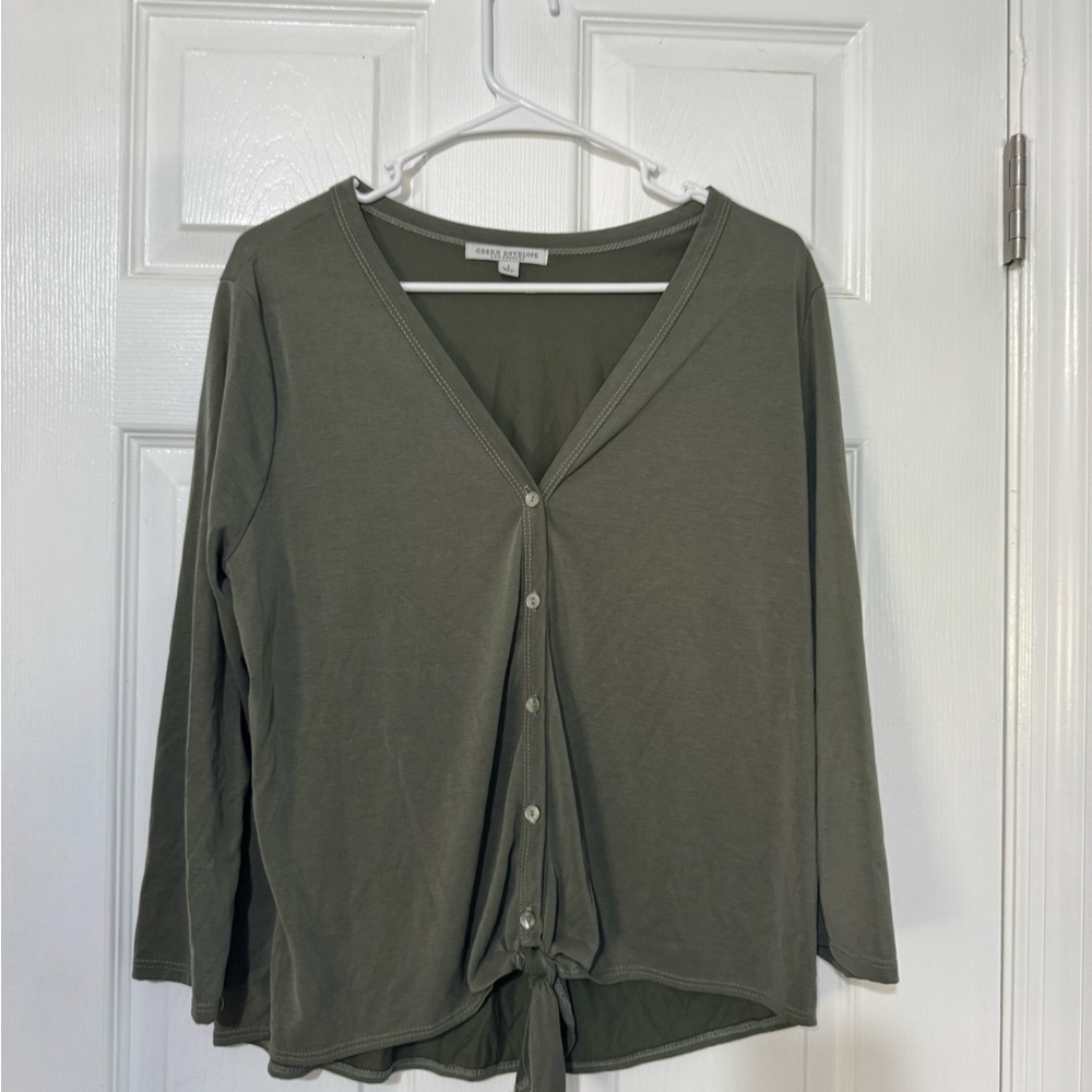 Green Envelope Olive Green 3/4 Sleeve Button Down Shirt